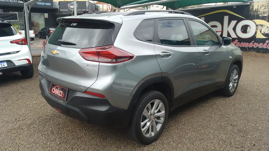 CHEVROLET Tracker - Foto