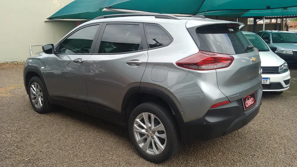 CHEVROLET Tracker - Foto