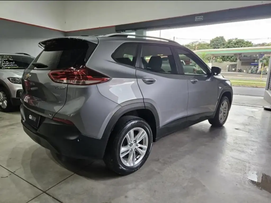 CHEVROLET Tracker - Foto