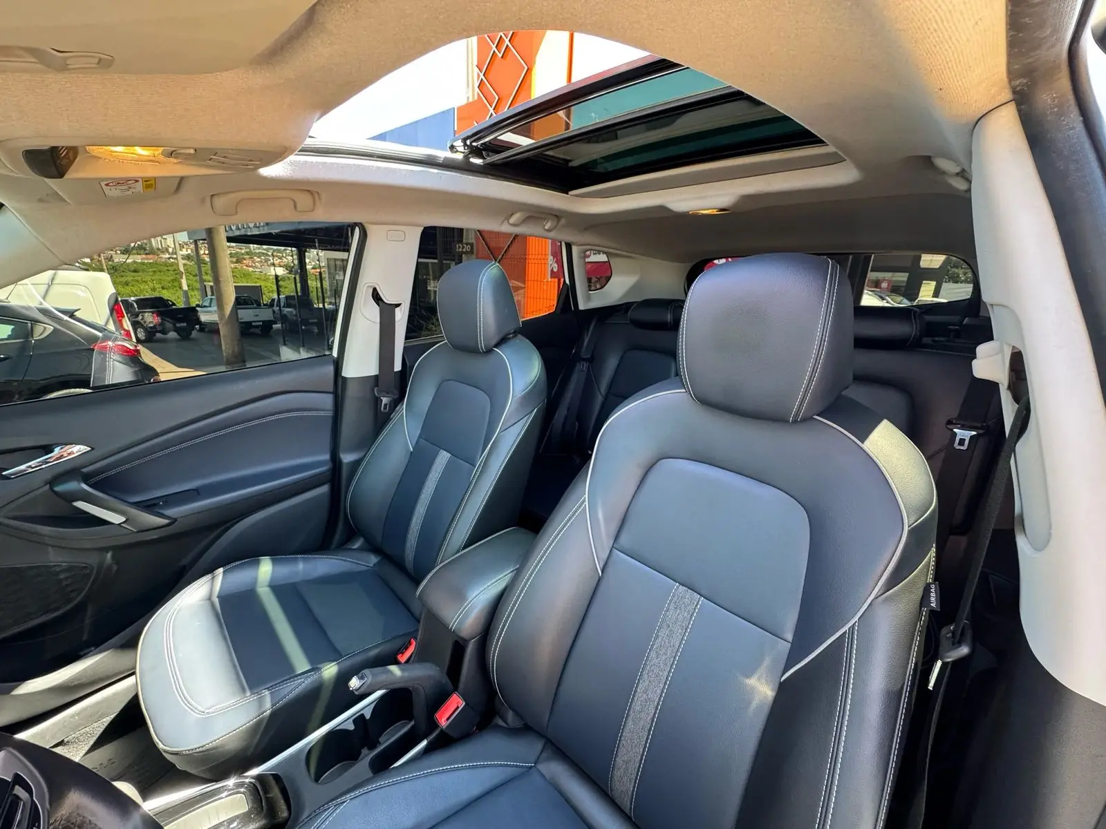 CHEVROLET Tracker - Foto