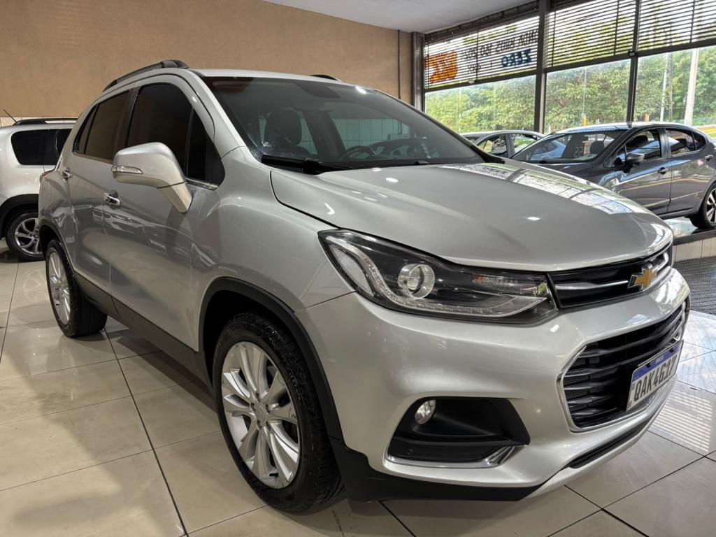 CHEVROLET Tracker - Foto