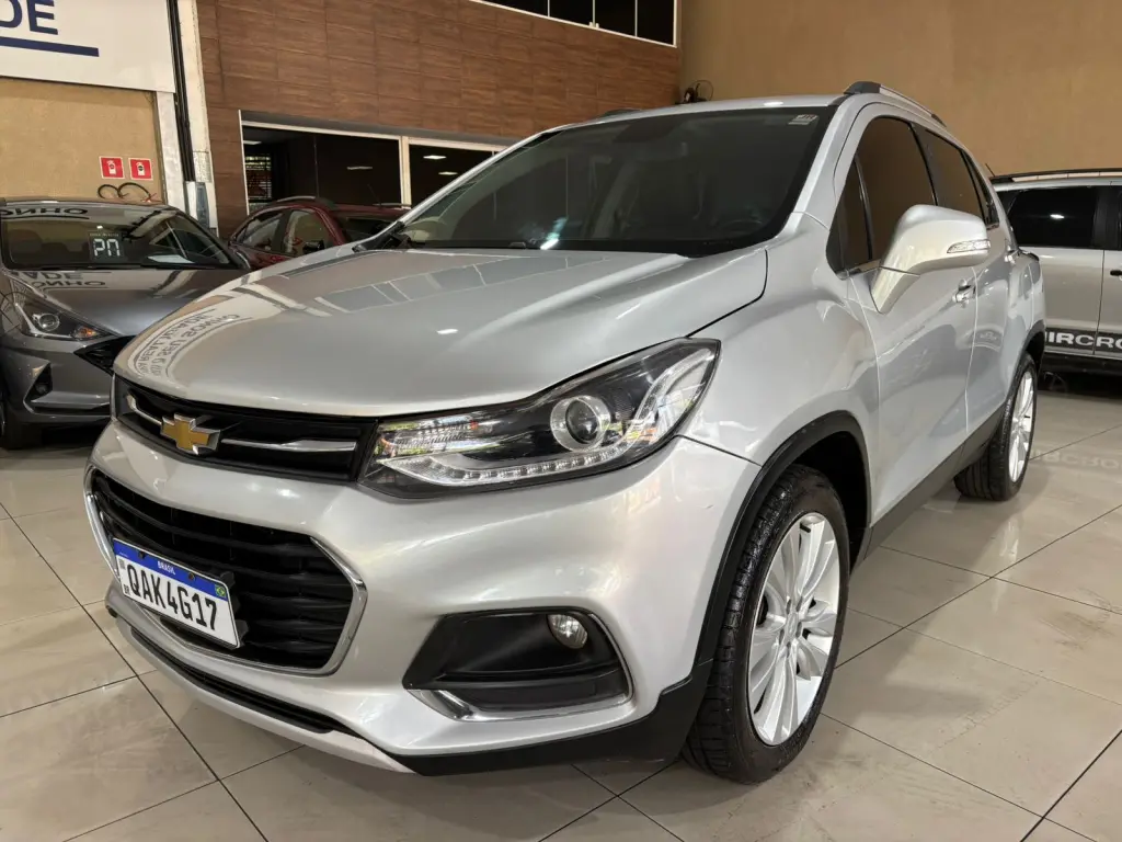 CHEVROLET Tracker - Foto