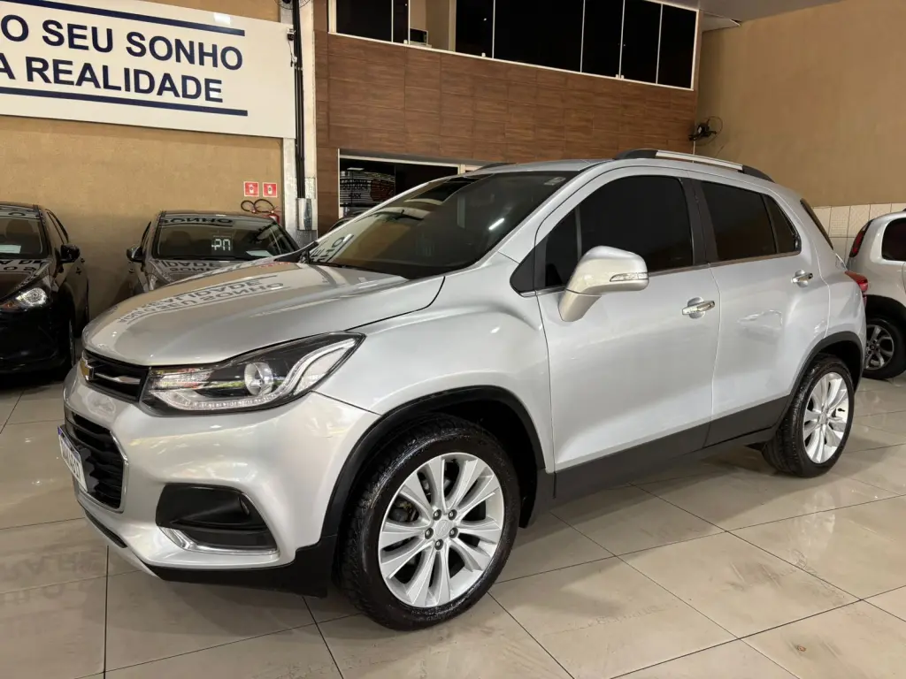 CHEVROLET Tracker - Foto