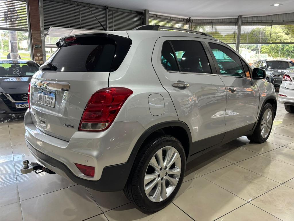 CHEVROLET Tracker - Foto