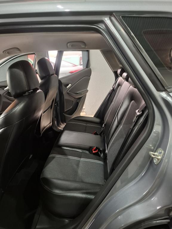 CHEVROLET Tracker - Foto