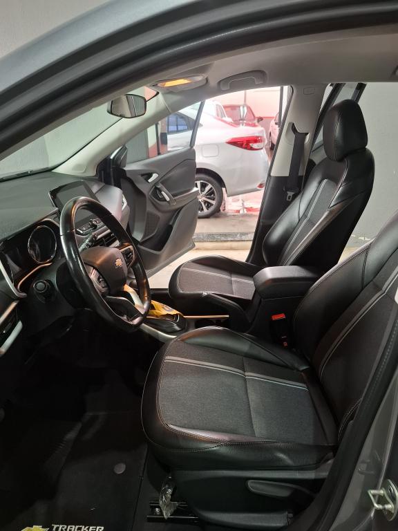 CHEVROLET Tracker - Foto