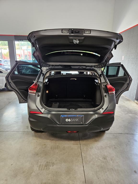 CHEVROLET Tracker - Foto