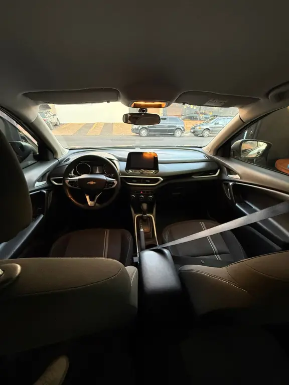 CHEVROLET Tracker - Foto