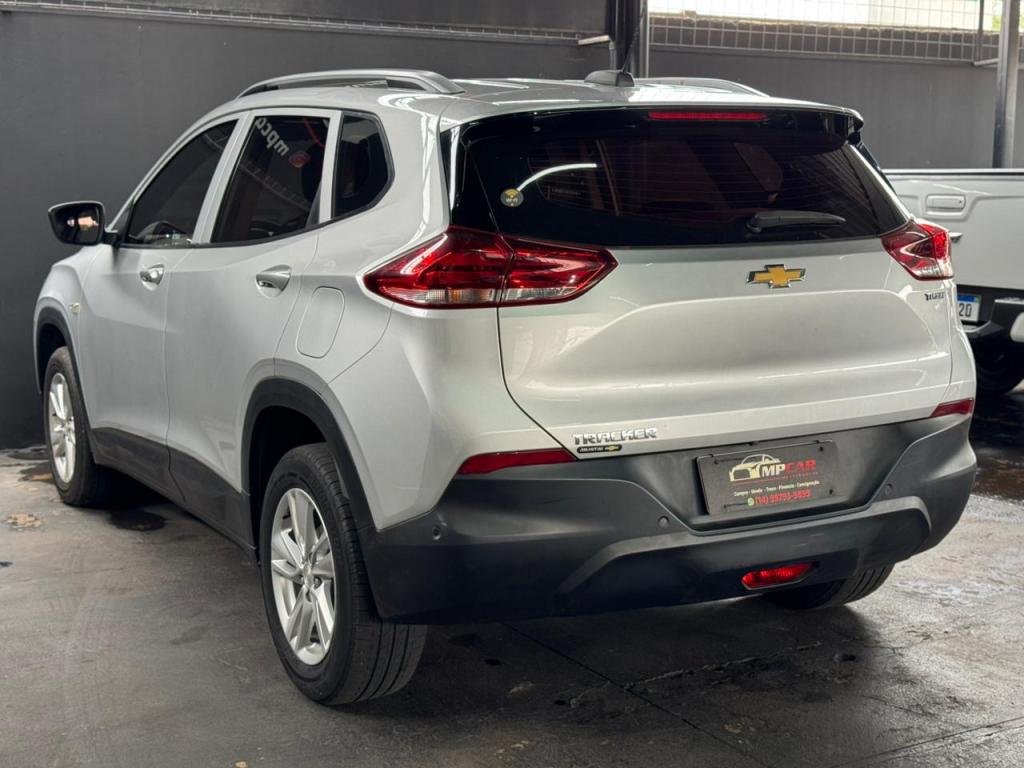 CHEVROLET Tracker - Foto