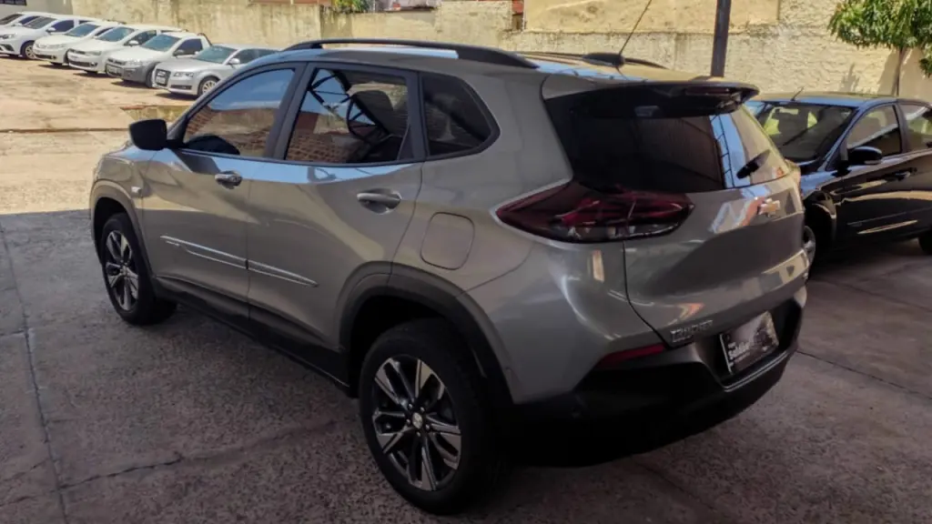 CHEVROLET Tracker - Foto