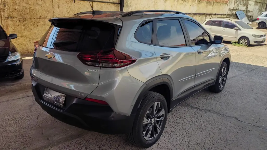 CHEVROLET Tracker - Foto