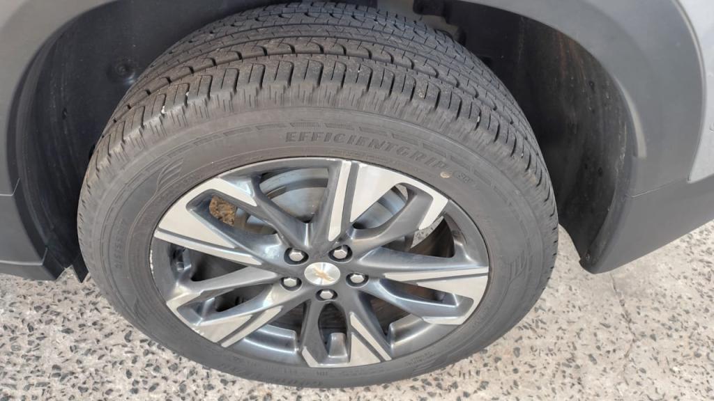 CHEVROLET Tracker - Foto