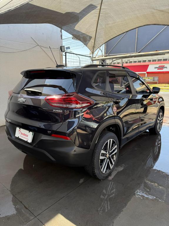 CHEVROLET Tracker - Foto