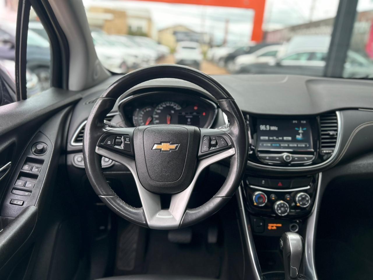 CHEVROLET Tracker - Foto