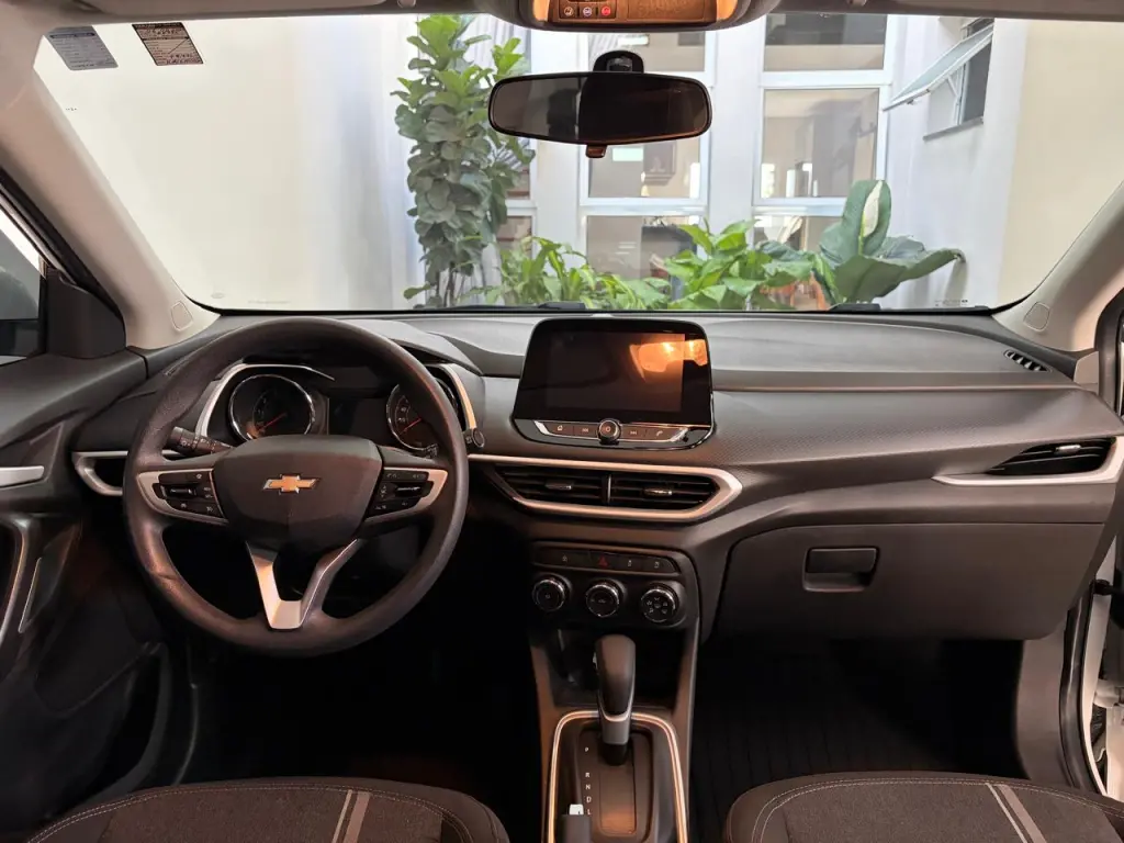 CHEVROLET Tracker - Foto