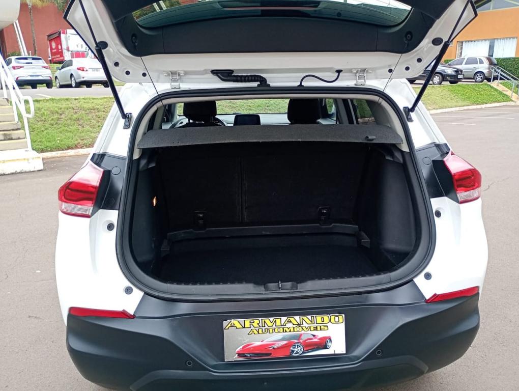 CHEVROLET Tracker - Foto