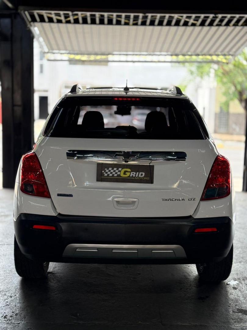 CHEVROLET Tracker - Foto