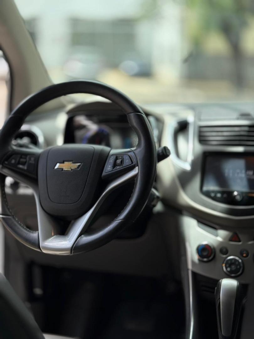 CHEVROLET Tracker - Foto