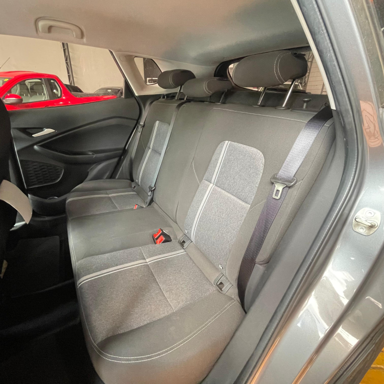 CHEVROLET Tracker - Foto