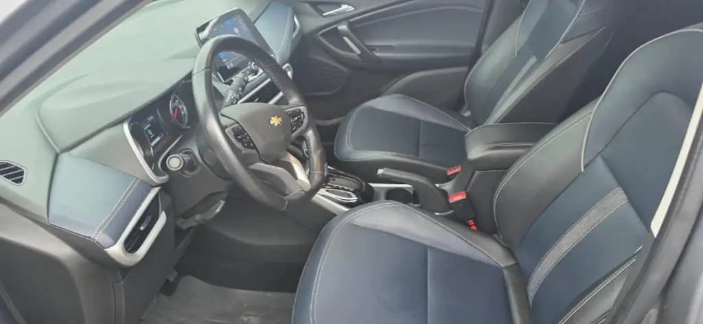 CHEVROLET Tracker - Foto