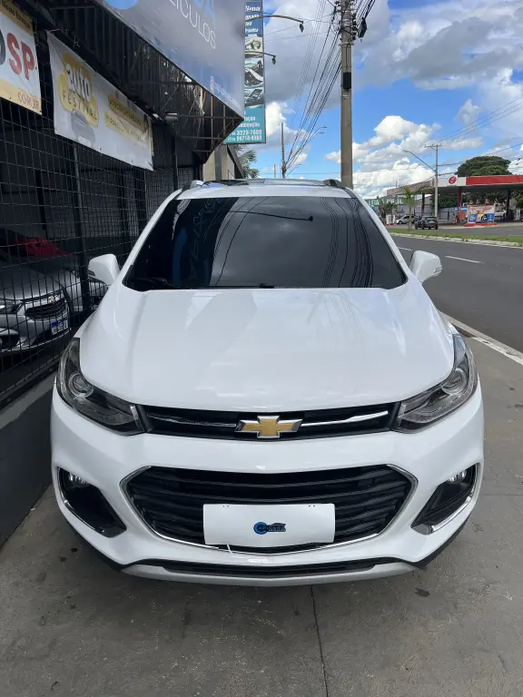CHEVROLET Tracker - Foto
