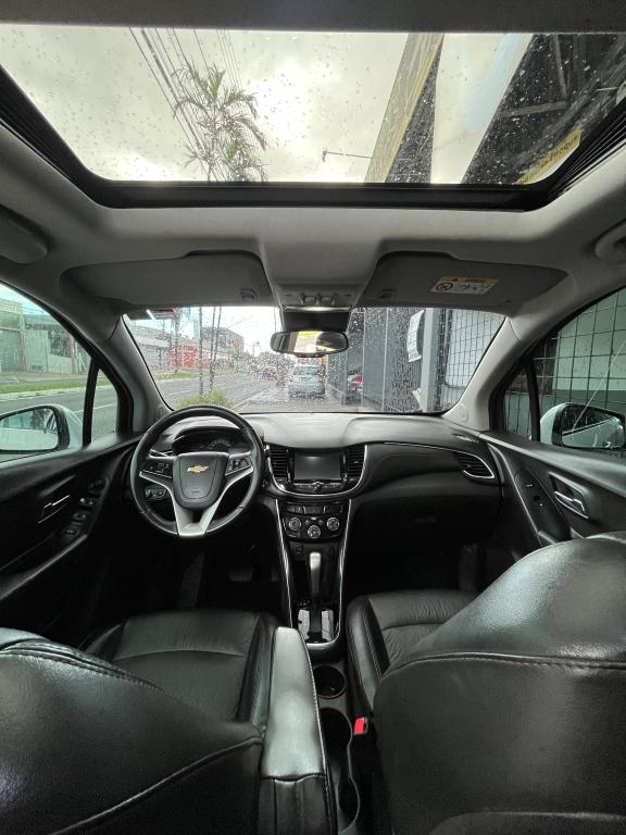 CHEVROLET Tracker - Foto