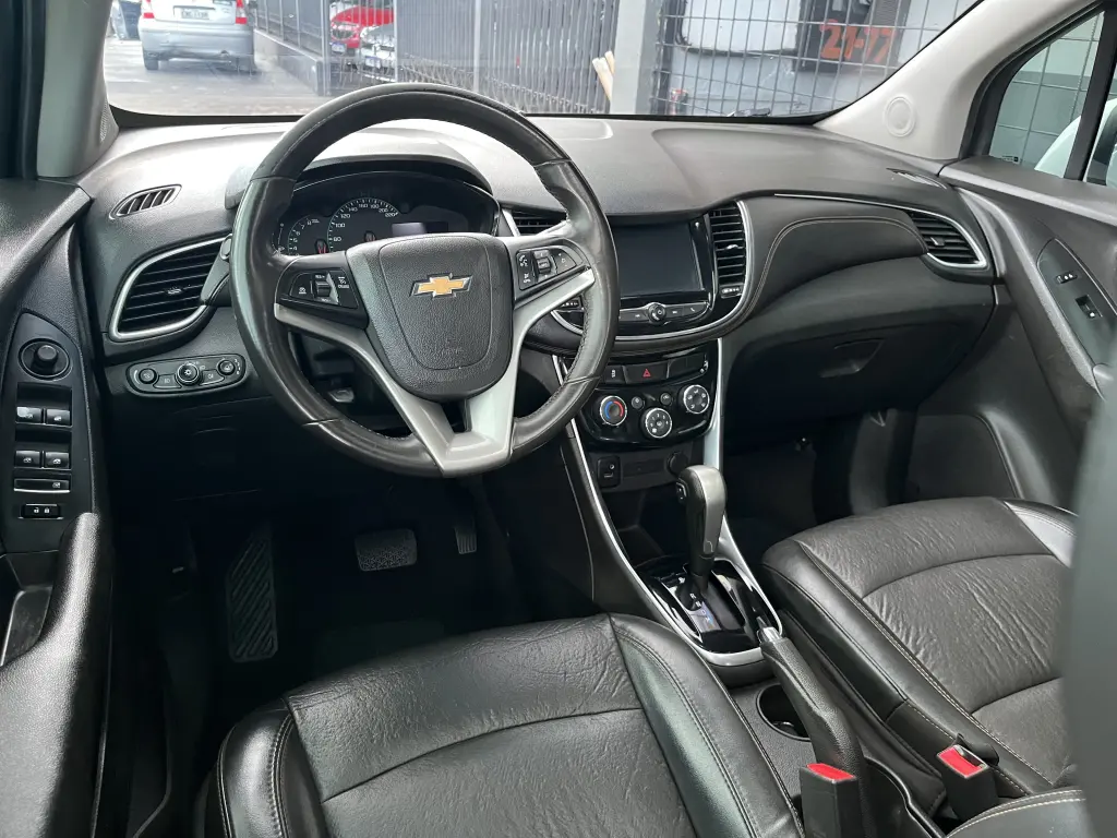 CHEVROLET Tracker - Foto