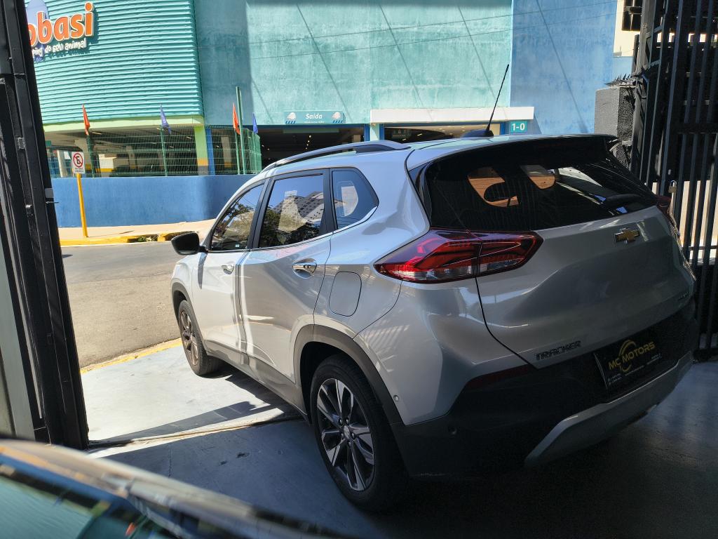 CHEVROLET Tracker - Foto