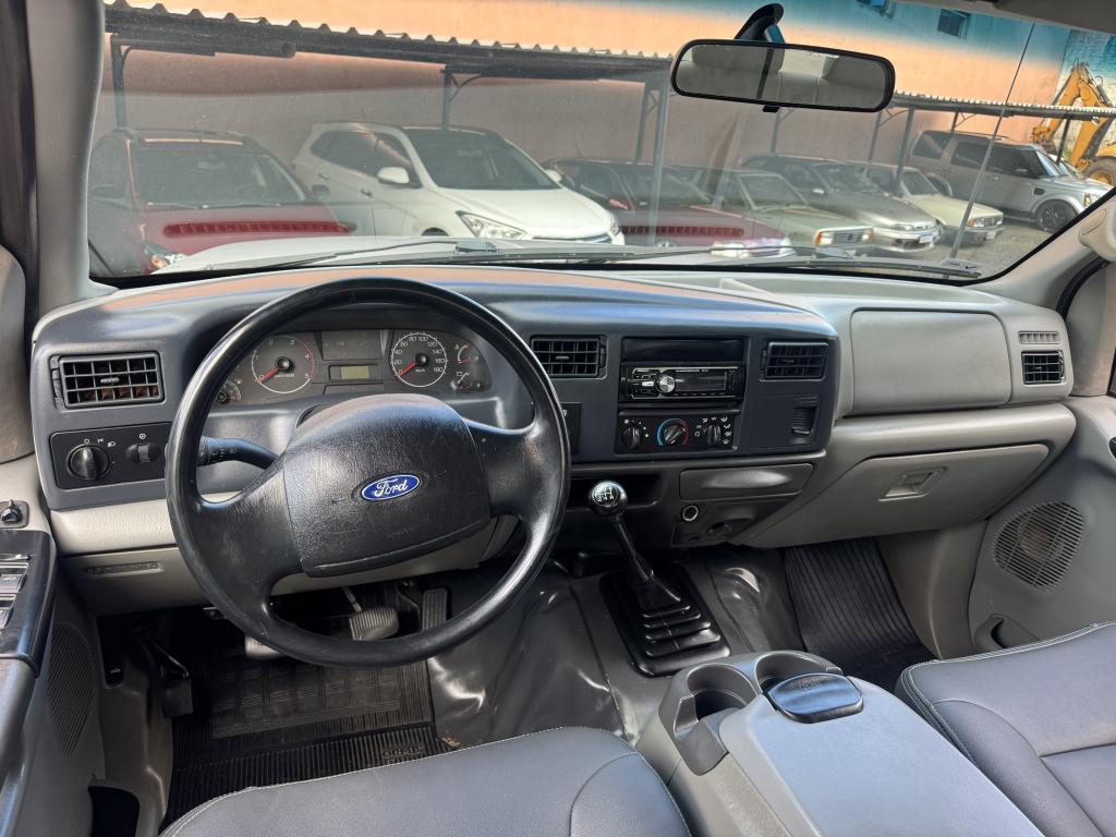 CHEVROLET Tracker - Foto