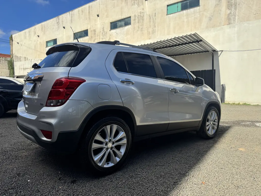 CHEVROLET Tracker - Foto