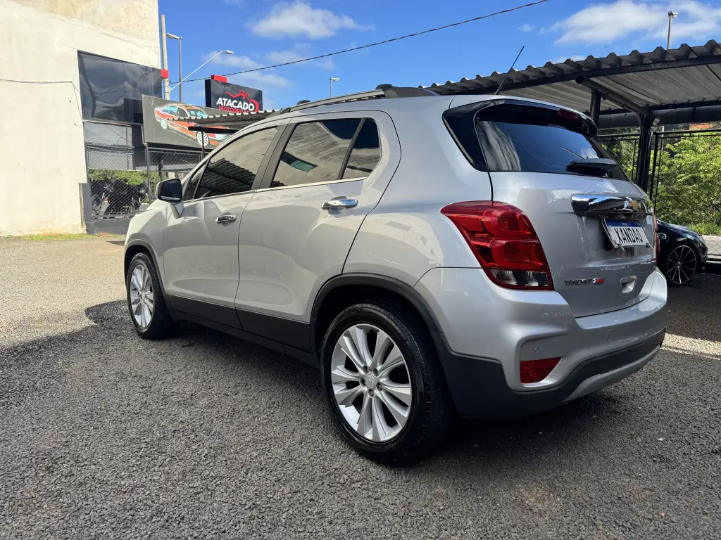 CHEVROLET Tracker - Foto