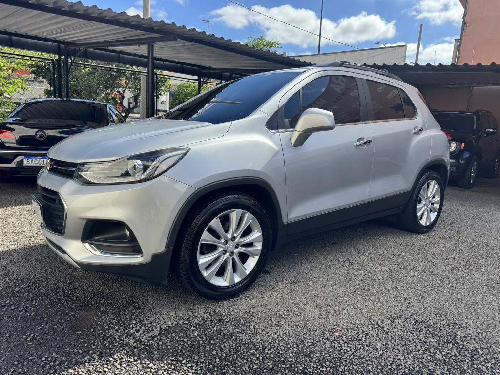 CHEVROLET Tracker - Foto
