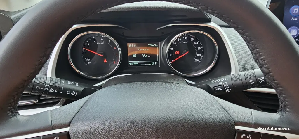 CHEVROLET Tracker - Foto