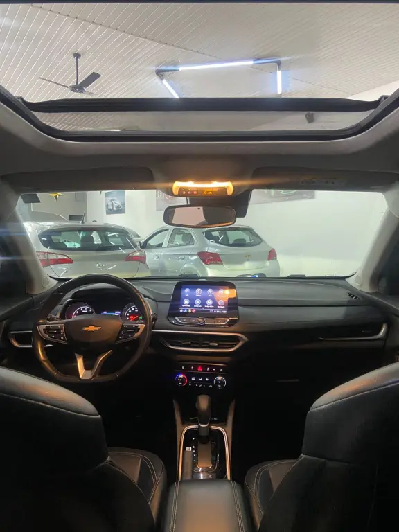 CHEVROLET Tracker - Foto