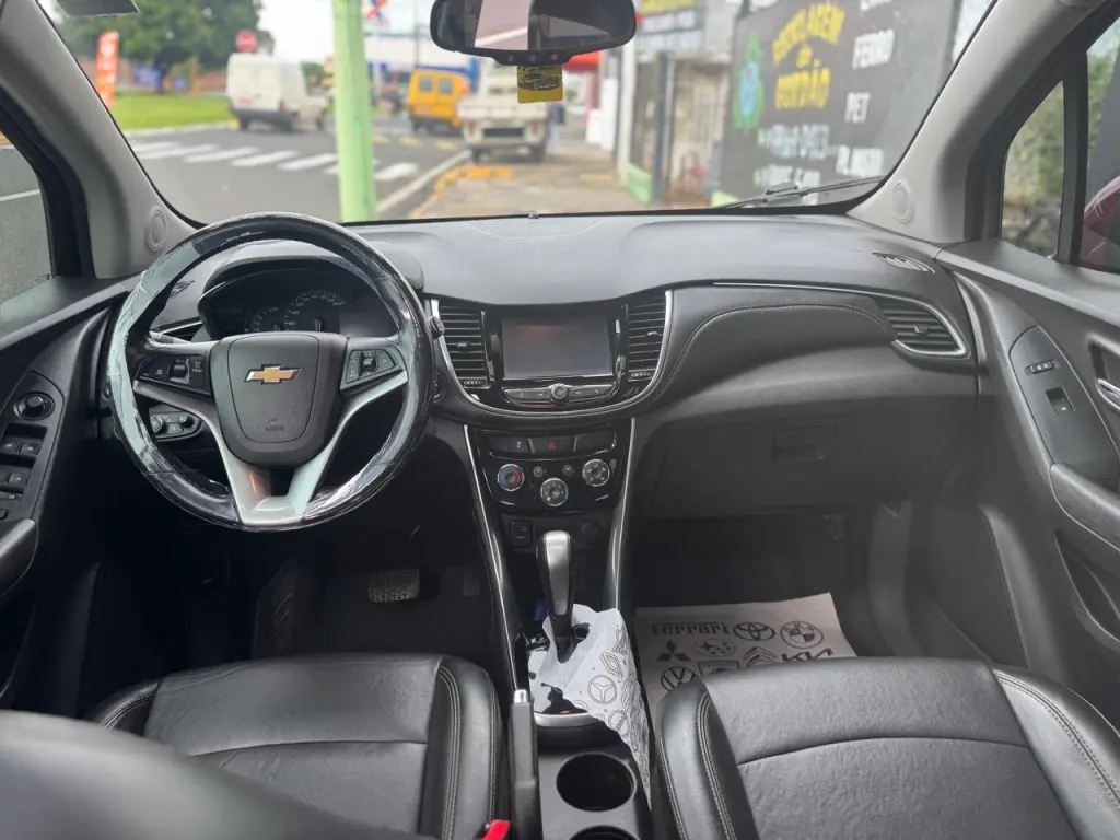 CHEVROLET Tracker - Foto