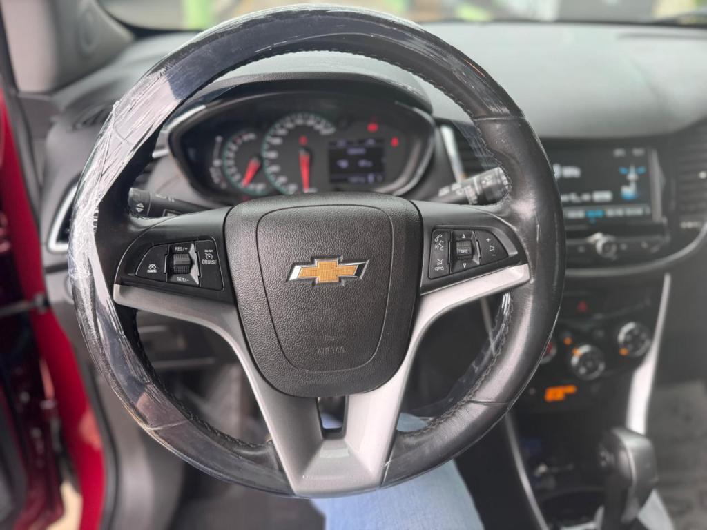 CHEVROLET Tracker - Foto