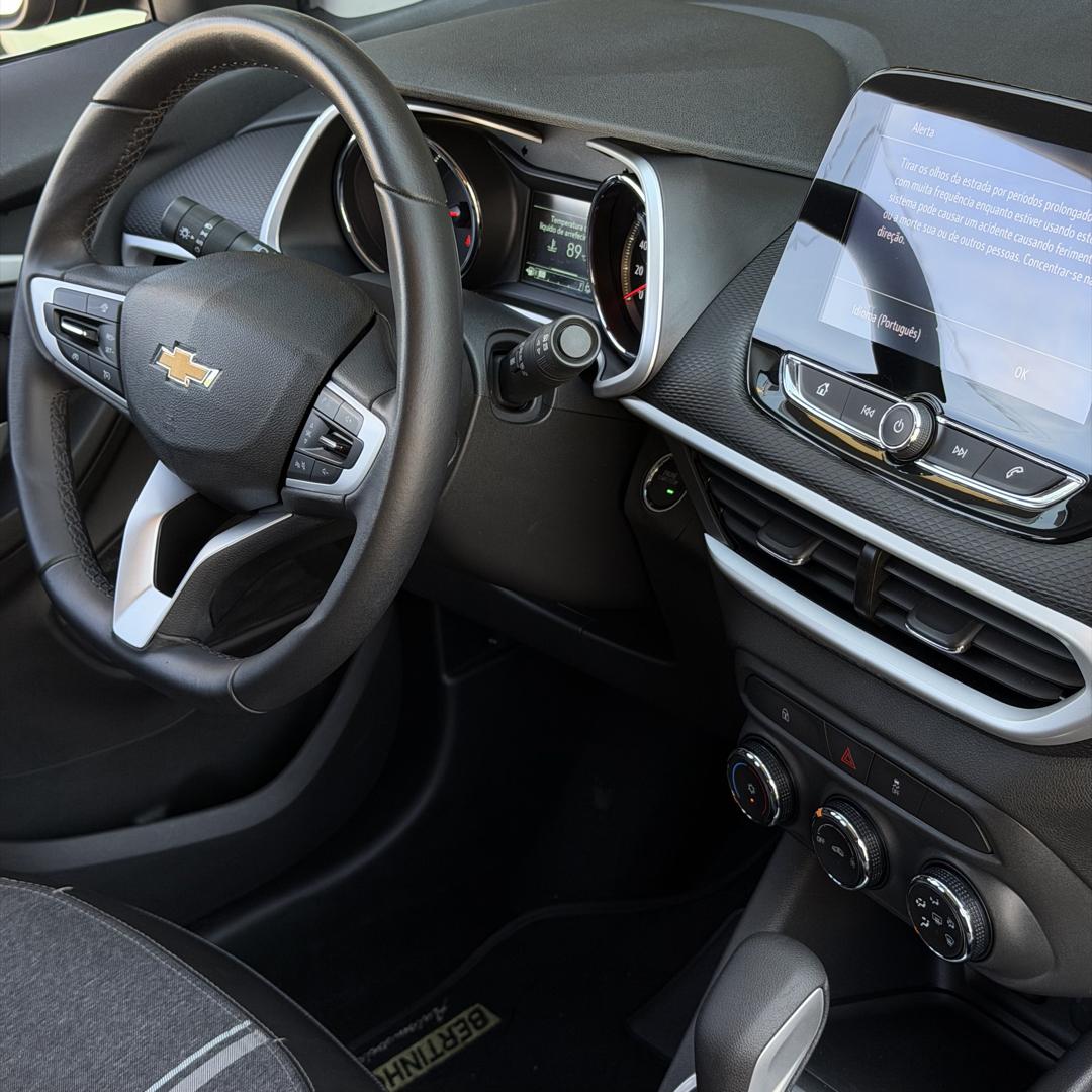 CHEVROLET Tracker - Foto