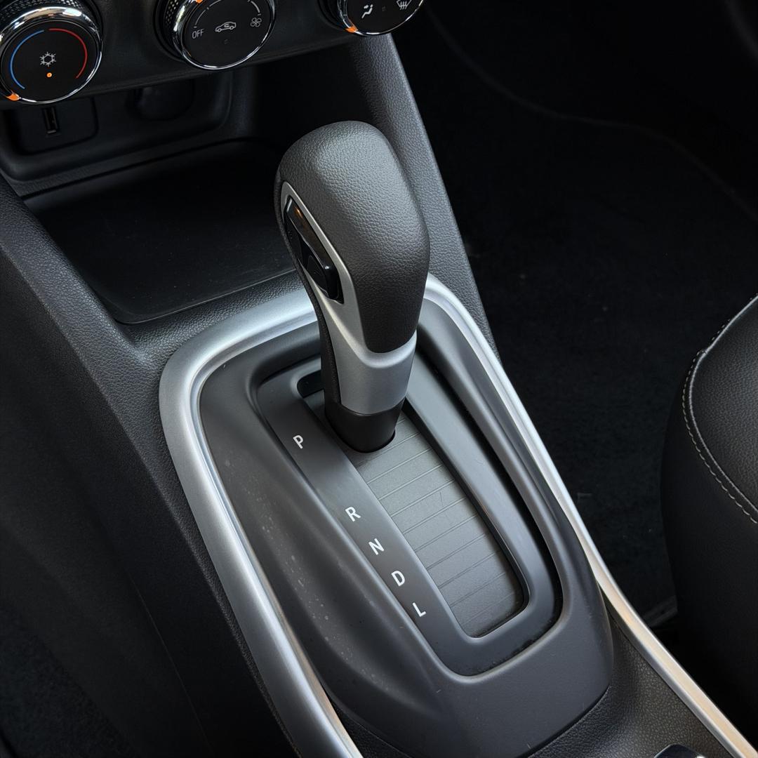 CHEVROLET Tracker - Foto