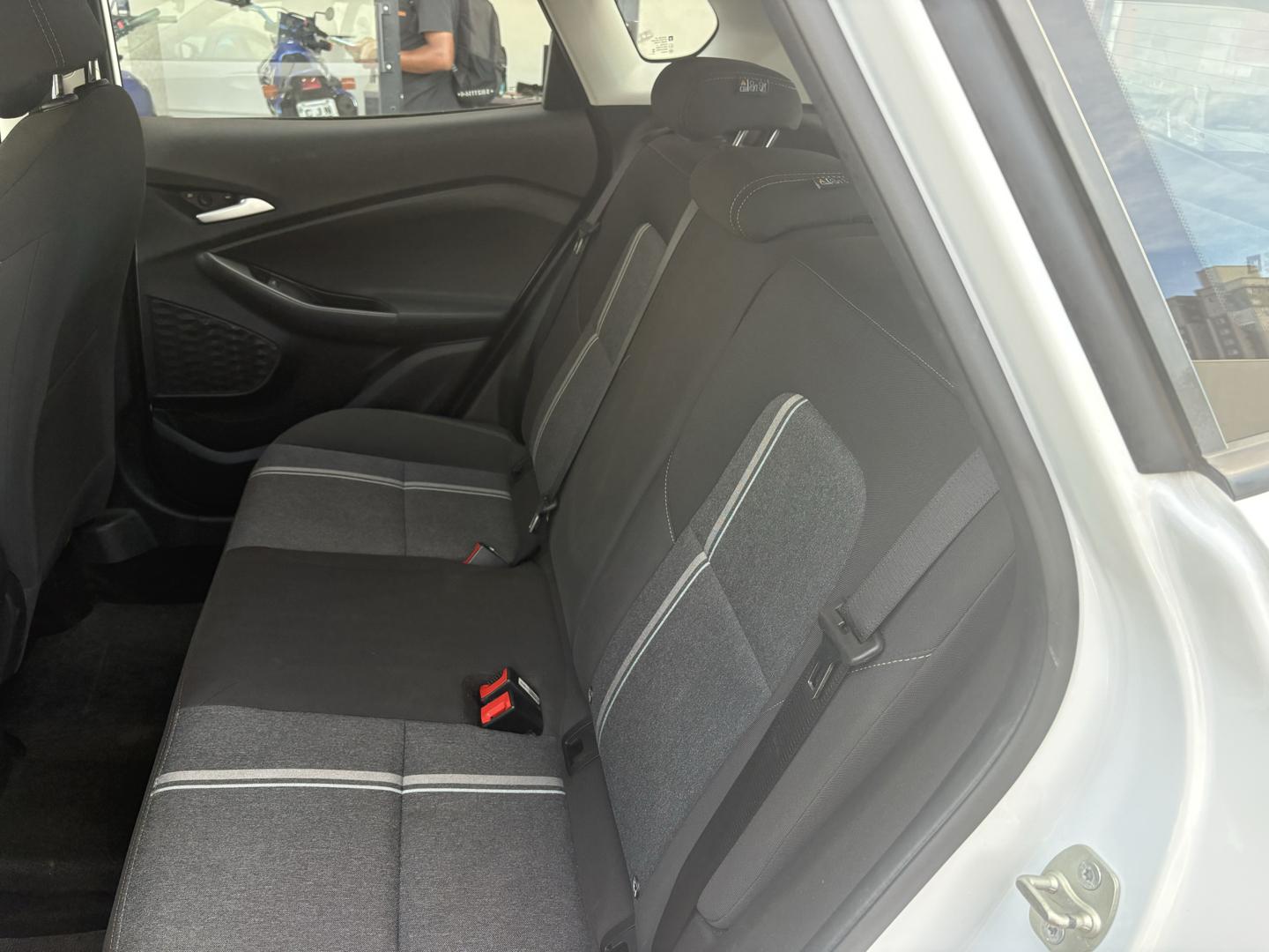 CHEVROLET Tracker - Foto