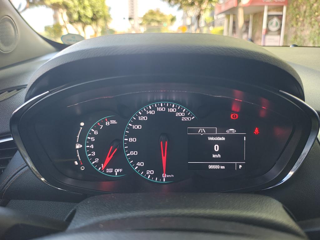 CHEVROLET Tracker - Foto