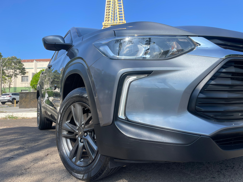 CHEVROLET Tracker - Foto