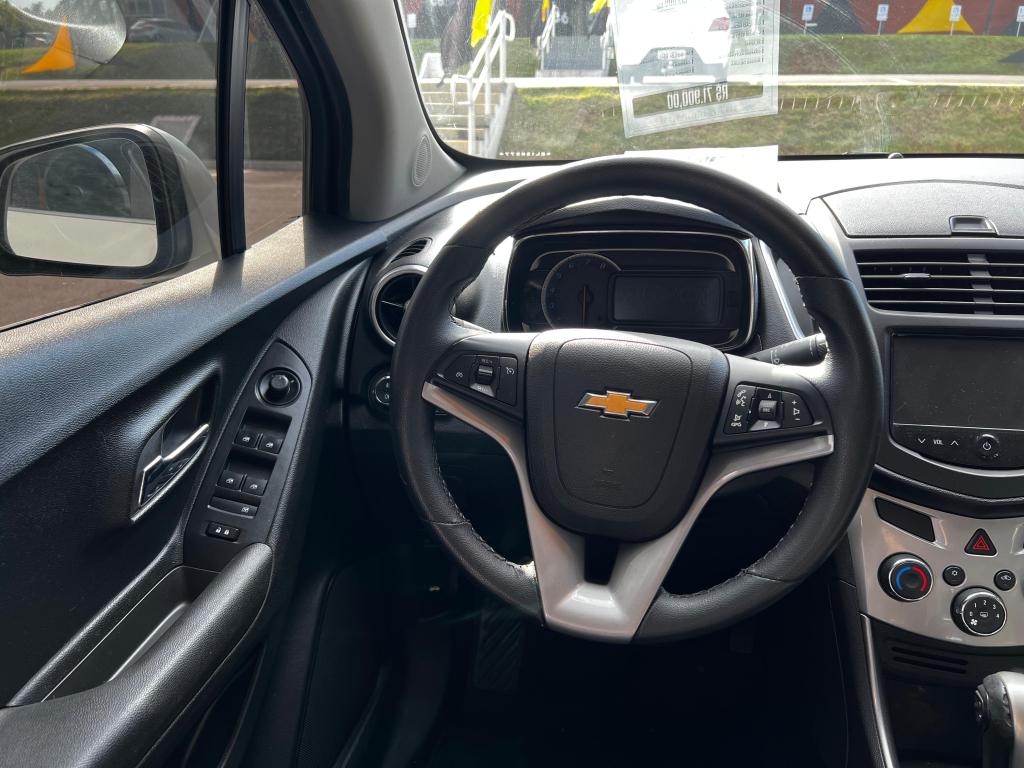CHEVROLET Tracker - Foto