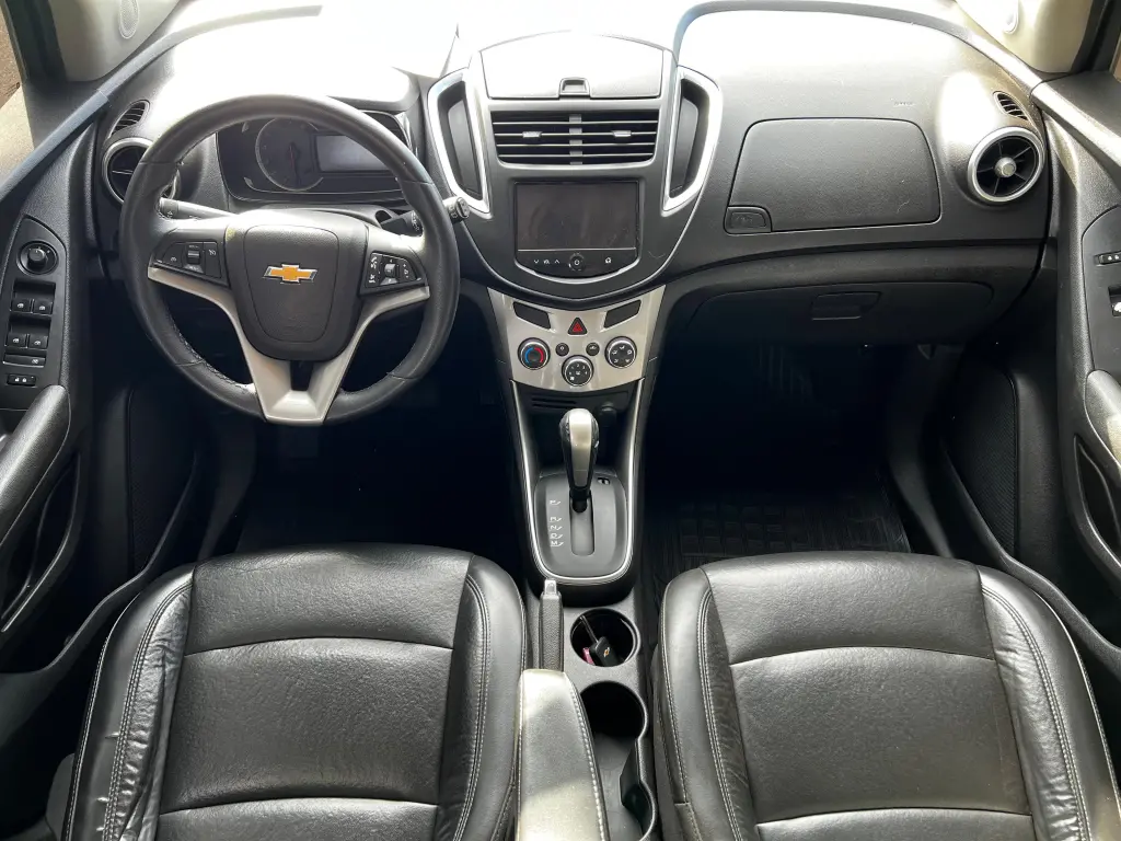 CHEVROLET Tracker - Foto