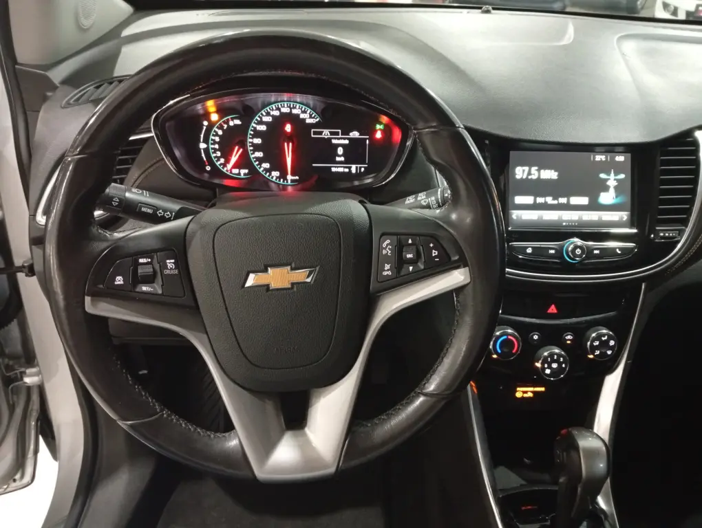 CHEVROLET Tracker - Foto