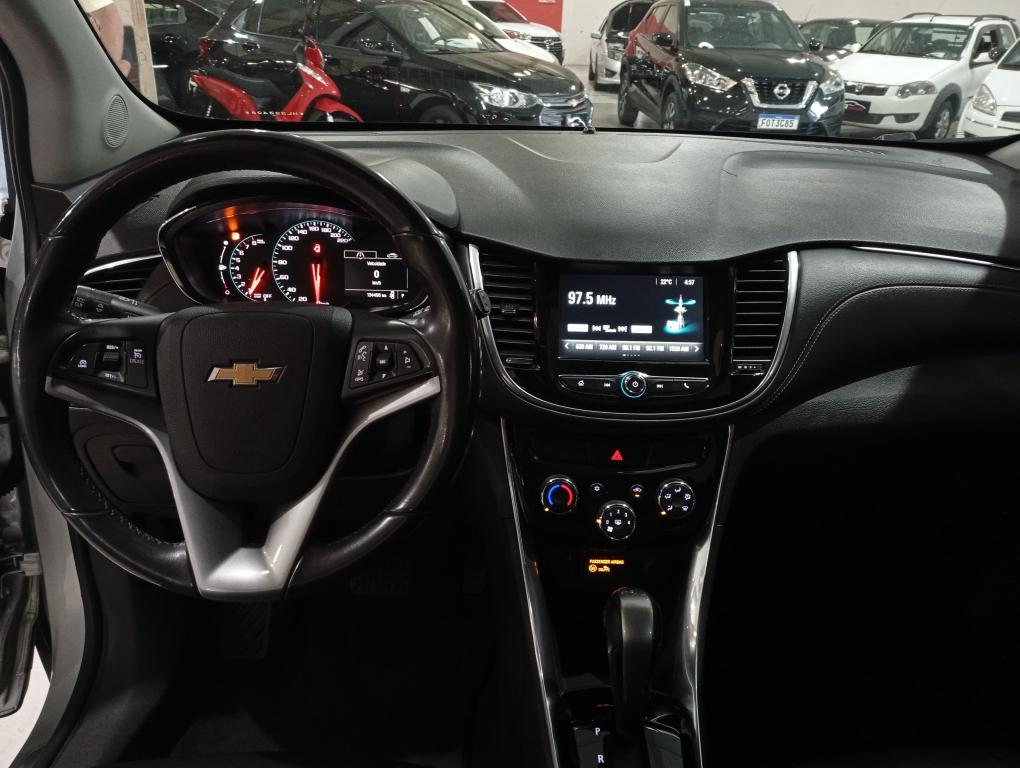 CHEVROLET Tracker - Foto