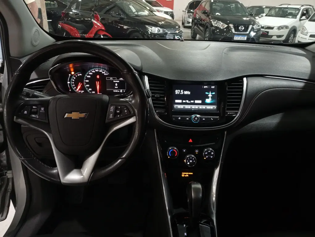 CHEVROLET Tracker - Foto