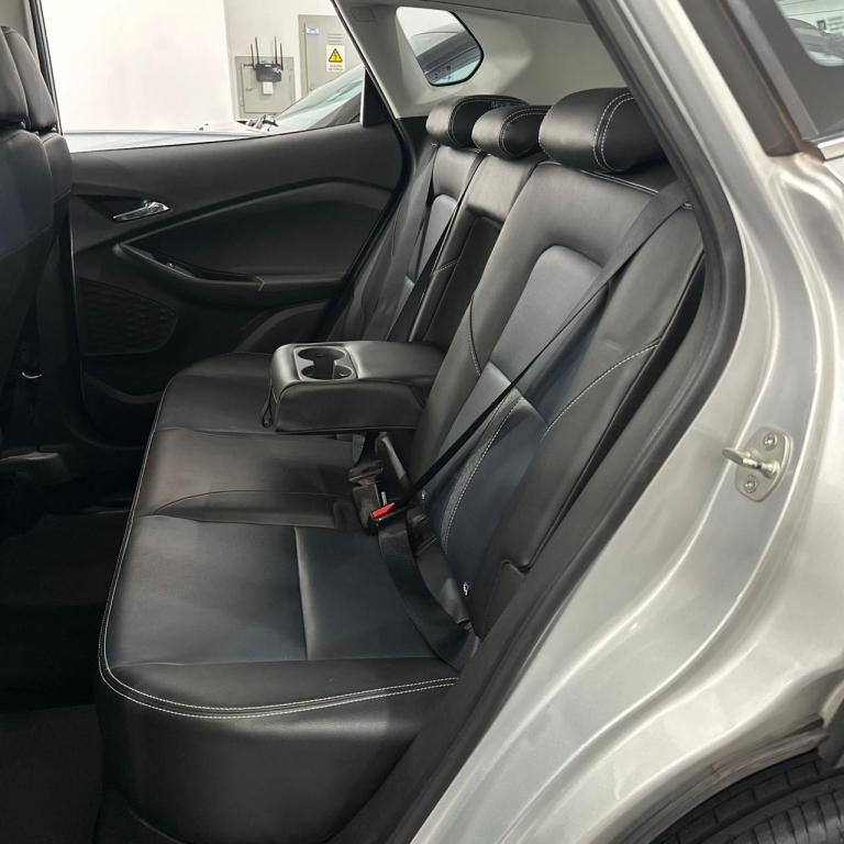 CHEVROLET Tracker - Foto