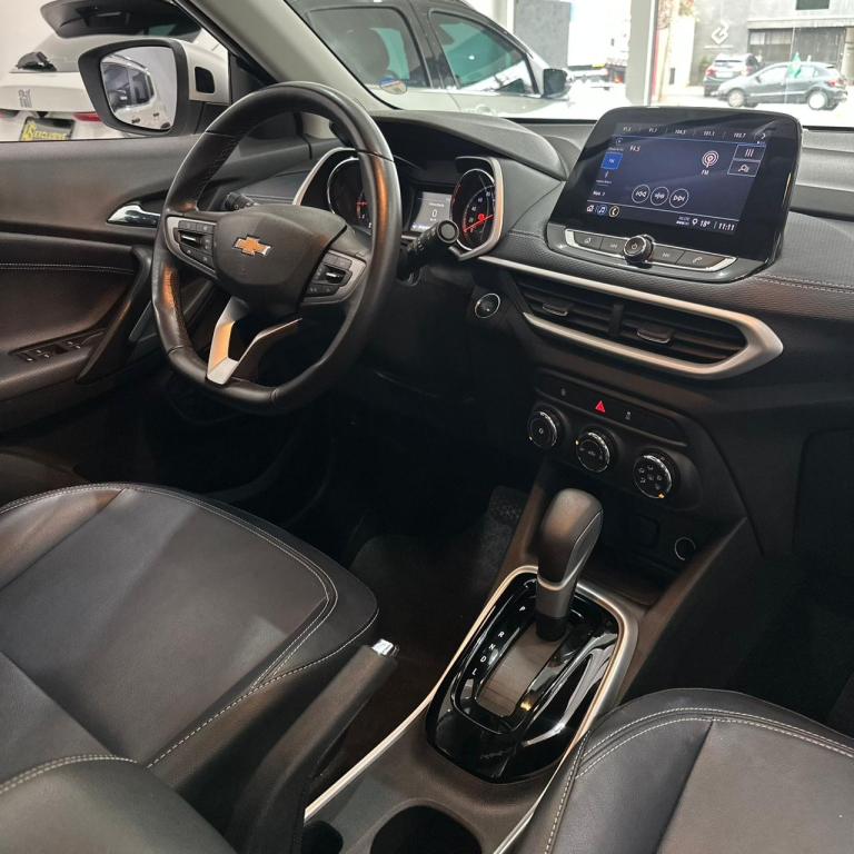 CHEVROLET Tracker - Foto