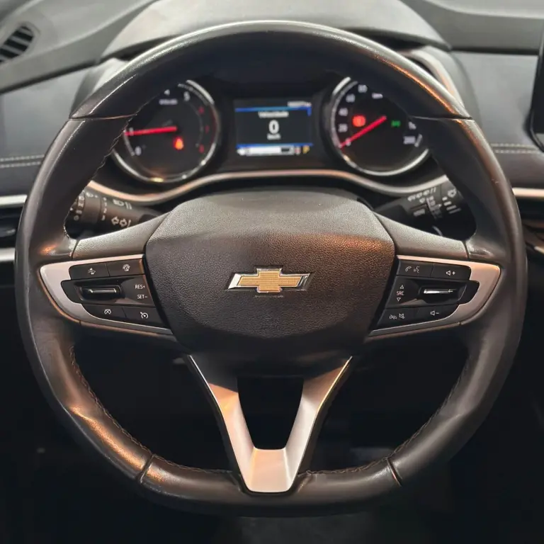 CHEVROLET Tracker - Foto