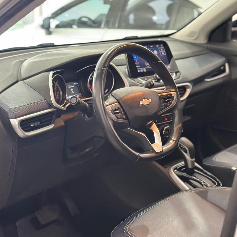 CHEVROLET Tracker - Foto